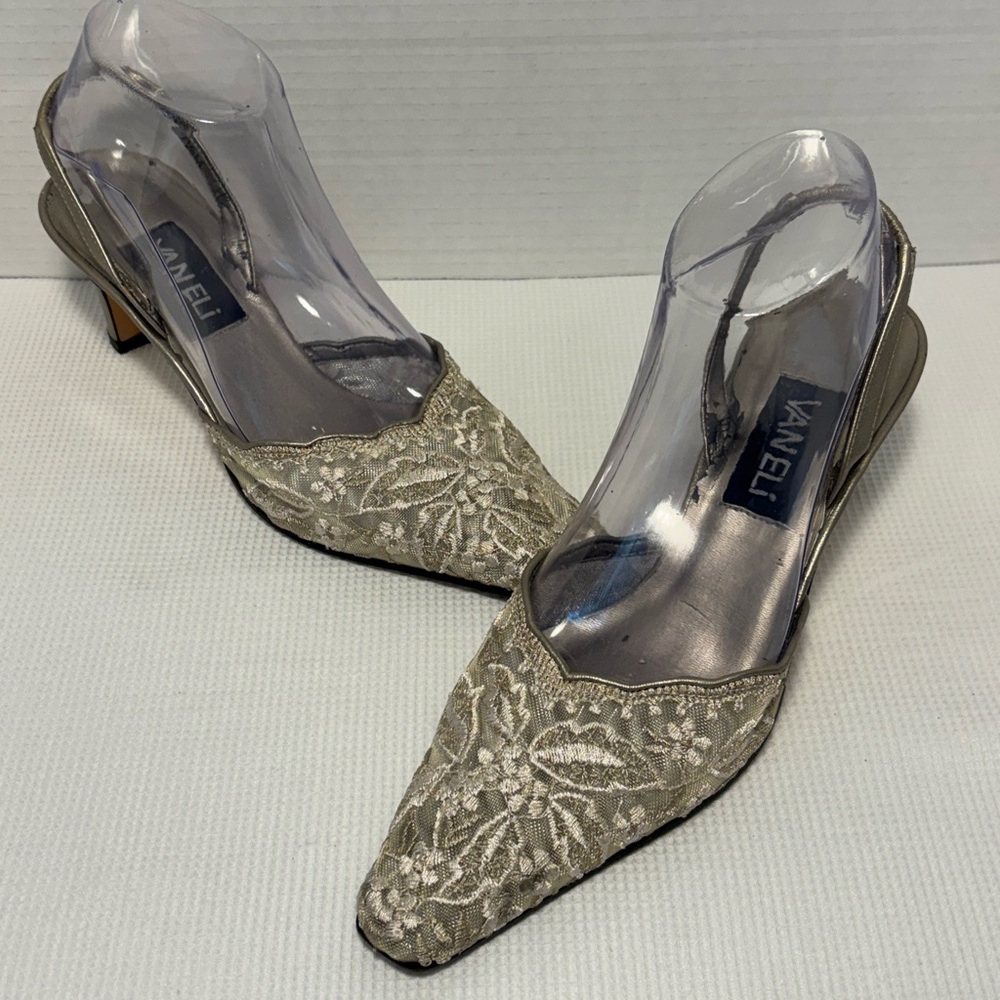 Vaneli Lace-Embroidered Slingback Pumps in Gold